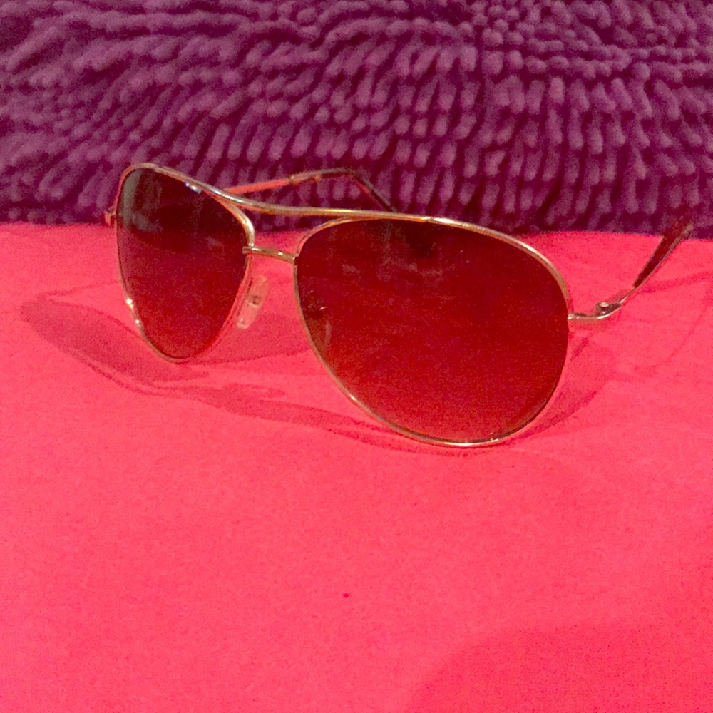 Lucky Brand Brown Aviators Sunglasses.